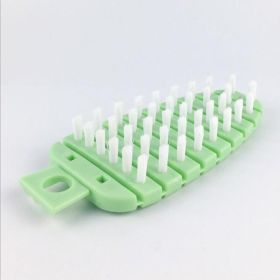 Bendable Carrot-Shaped Cleaning Brush – Reusable Fruit & Vegetable Cleaner (Color: Green)